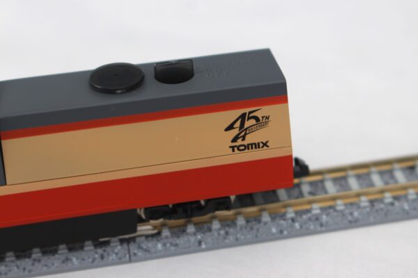 Tomix 6499 Track Cleaning Car (45th Anniversary Color) - Image 3