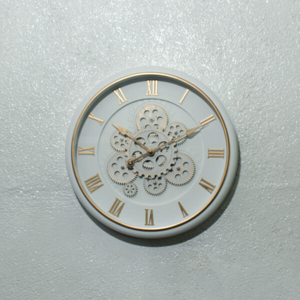 Wall Clock Round