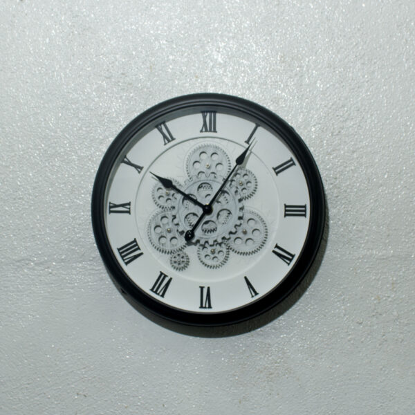 Wall Clock Round